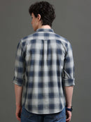 Men Smart Slim Fit Checked Casual Shirt