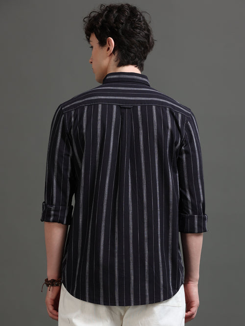 Men Smart Slim Fit Striped Casual Shirt