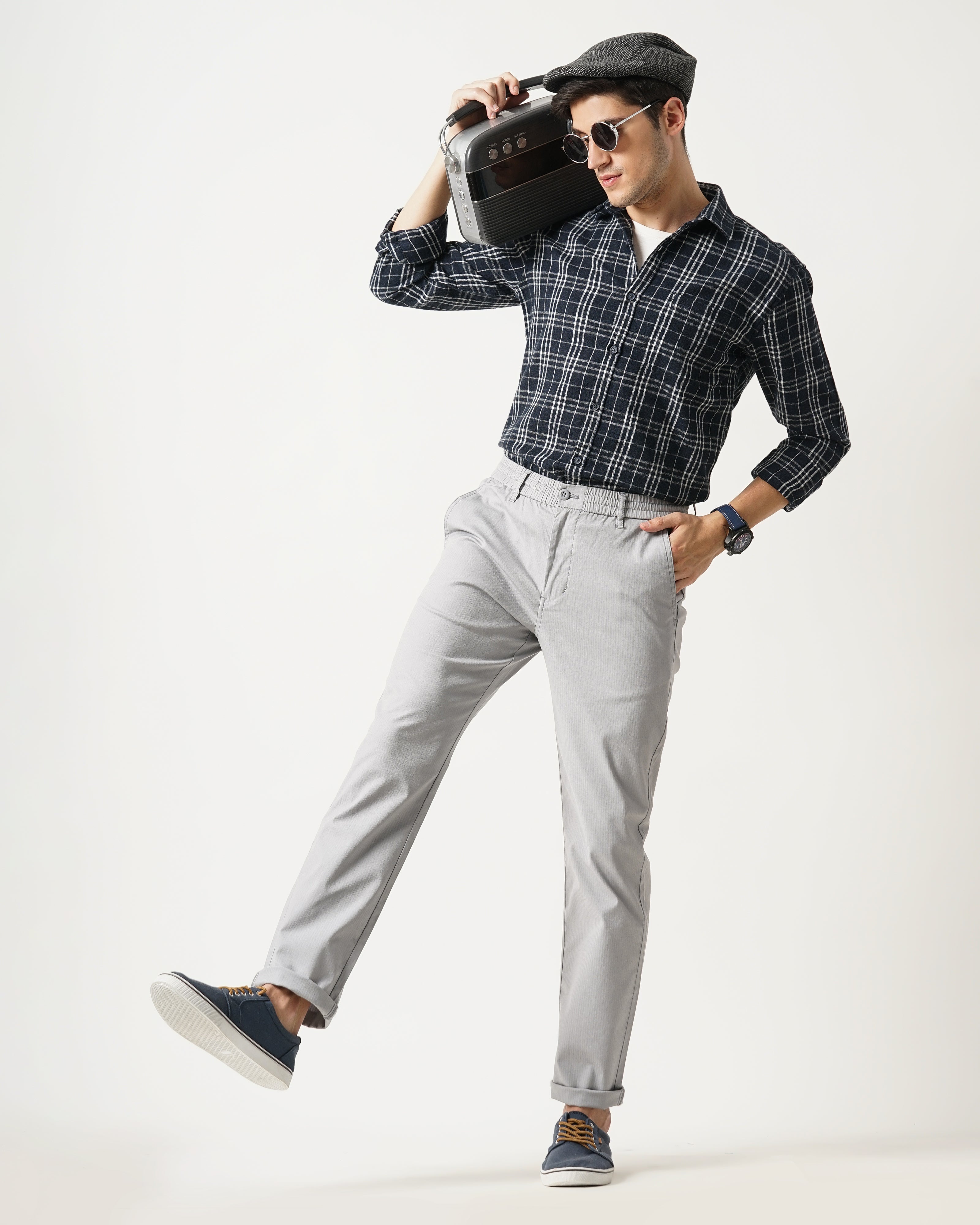 MEN'S REGULAR FIT TROUSERS