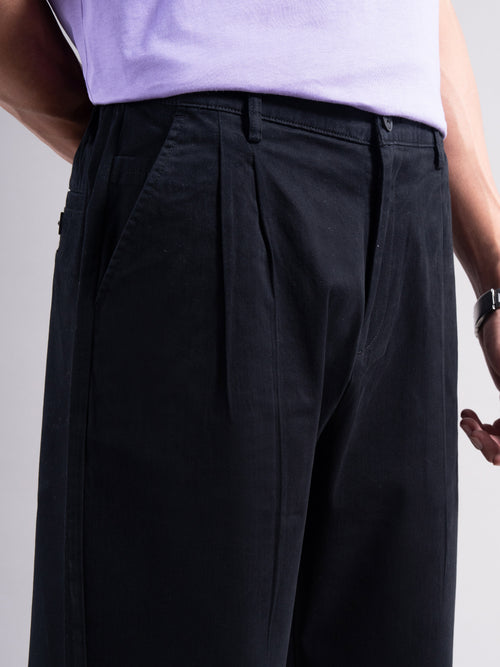 Men Low-Rise Relaxed Fit Pleated Chinos