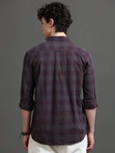 Men Smart Slim Fit Checked Casual Shirt