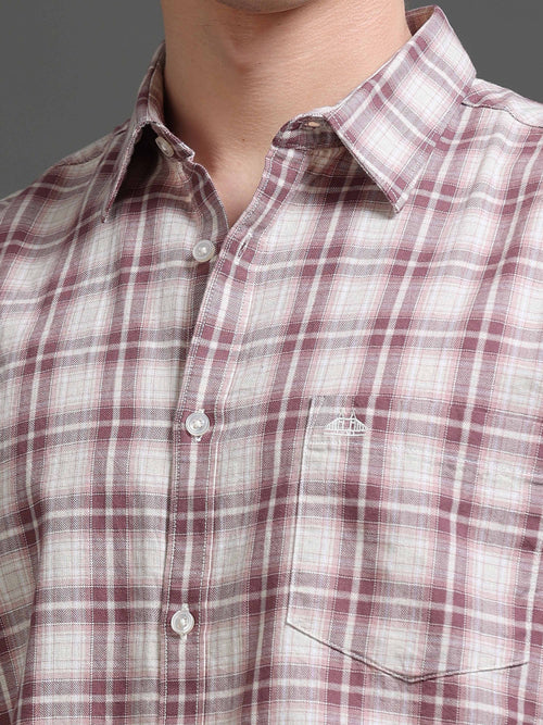 Men Smart Slim Fit Checked Casual Shirt