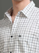 Men Smart Slim Fit Windowpane Checks Checked Casual Shirt