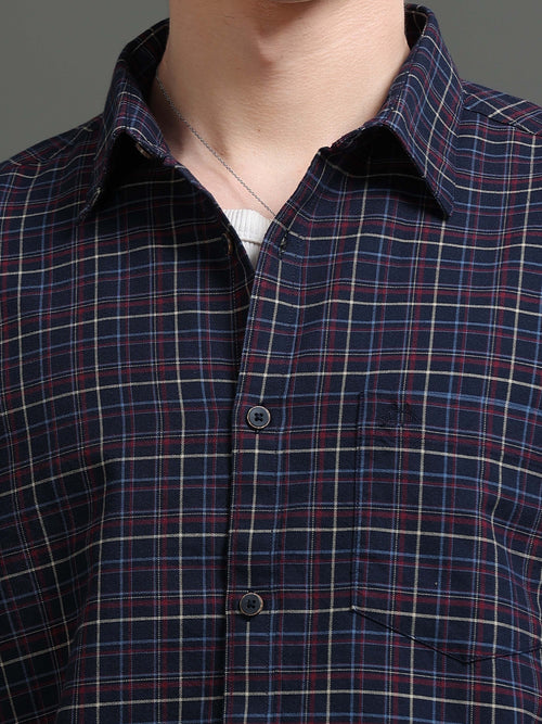 Men Smart Slim Fit Checked Casual Shirt
