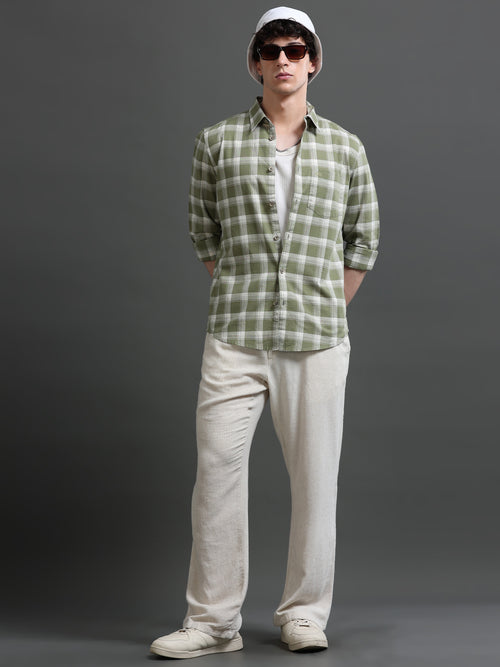 Men Smart Slim Fit Checked Casual Shirt