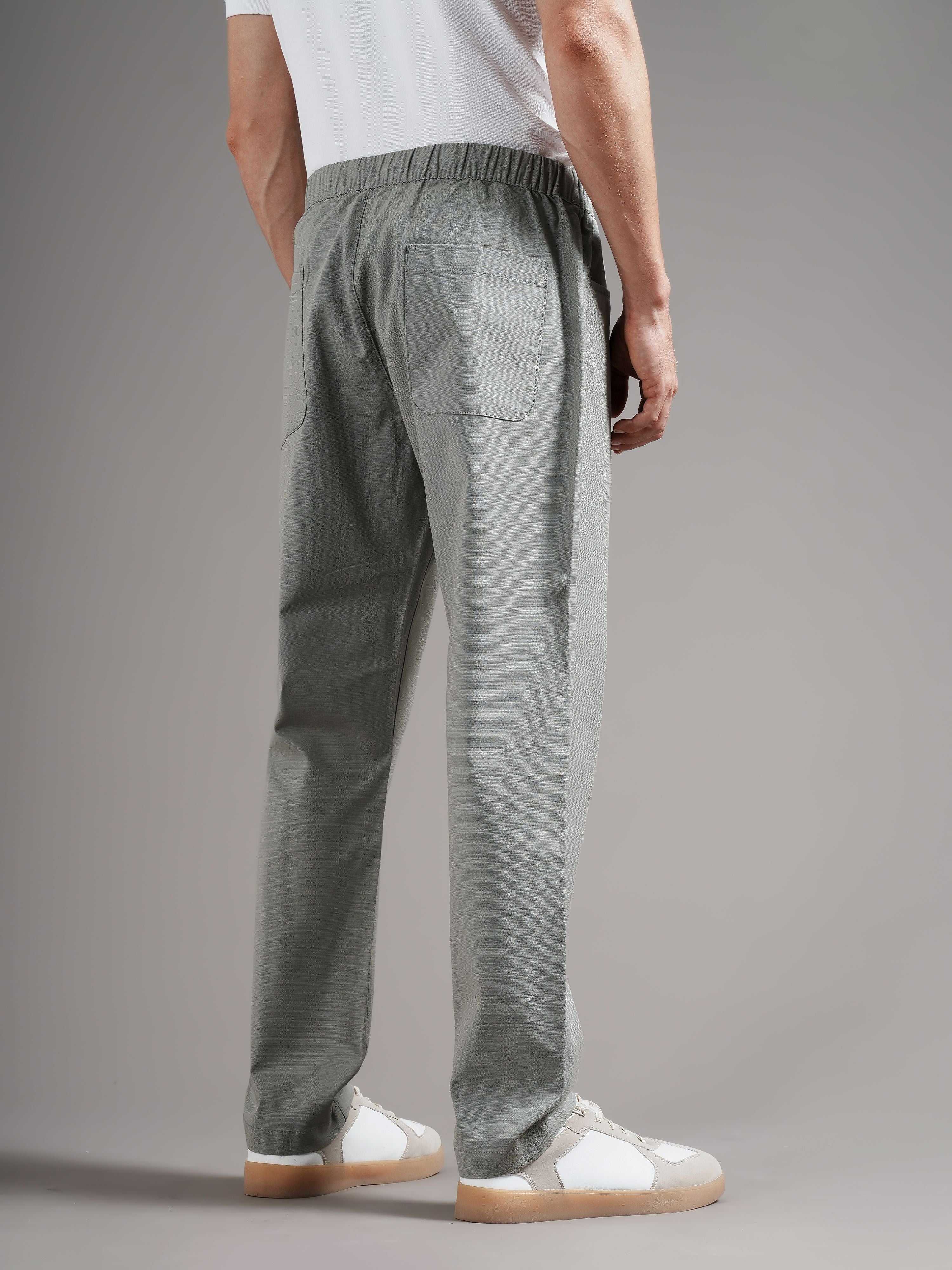 Men Tailored Low-Rise Trousers