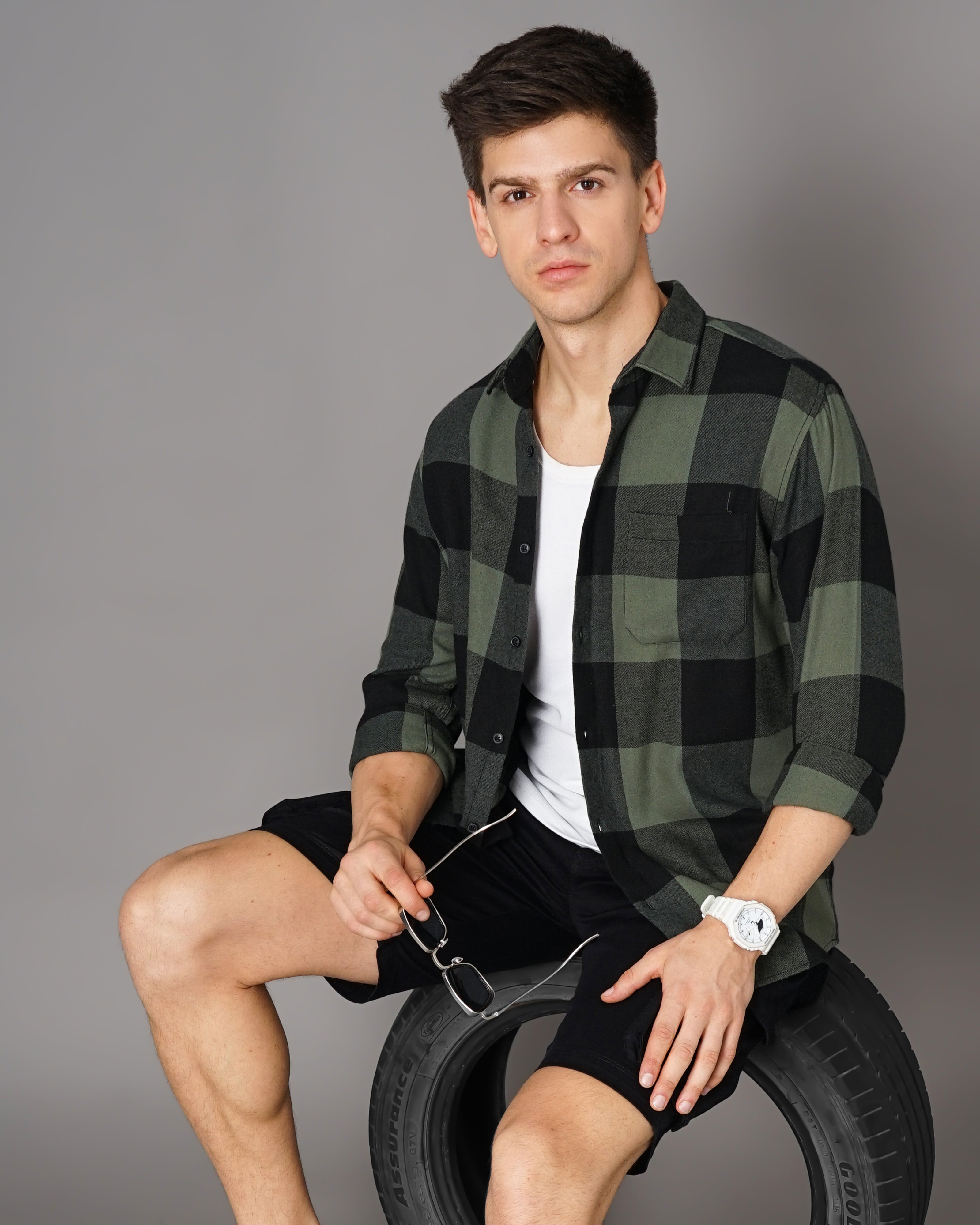 Men's Checks Shirt