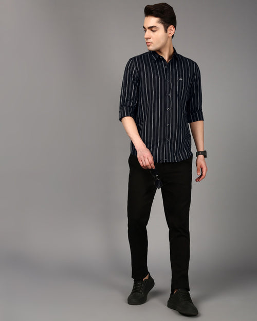 Men Comfort Fit Vertical Striped Spread Collar Cotton Casual Shirt