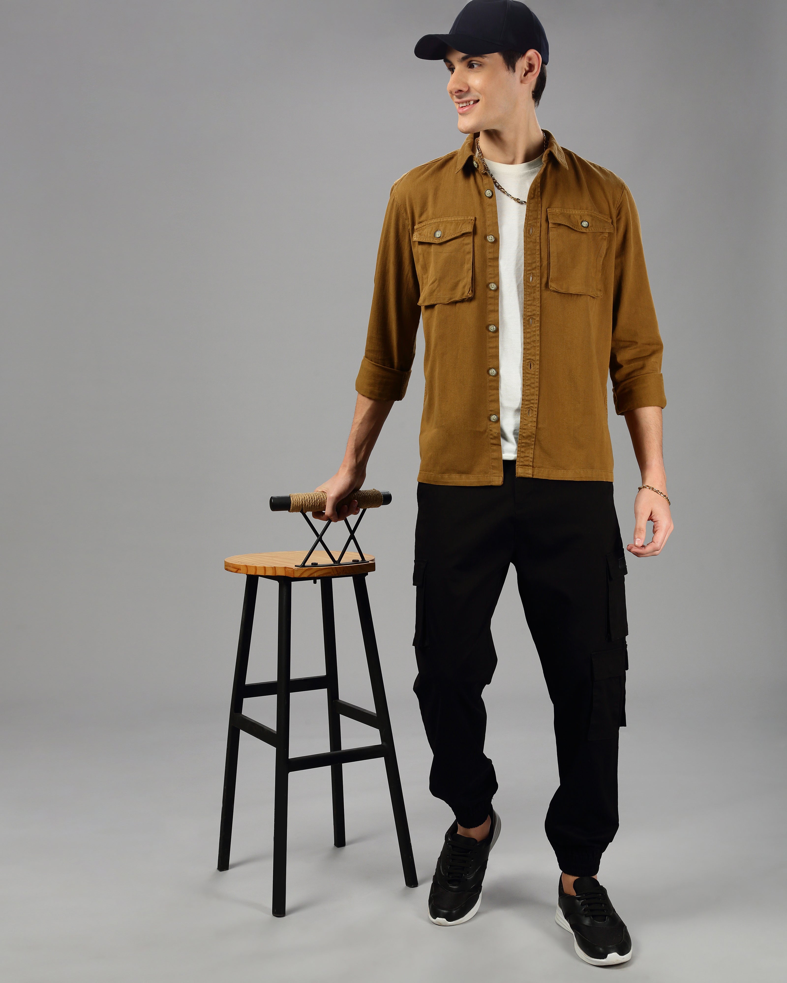 MEN SHACKET