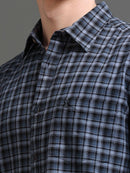 Men Smart Slim Fit Checked Casual Shirt