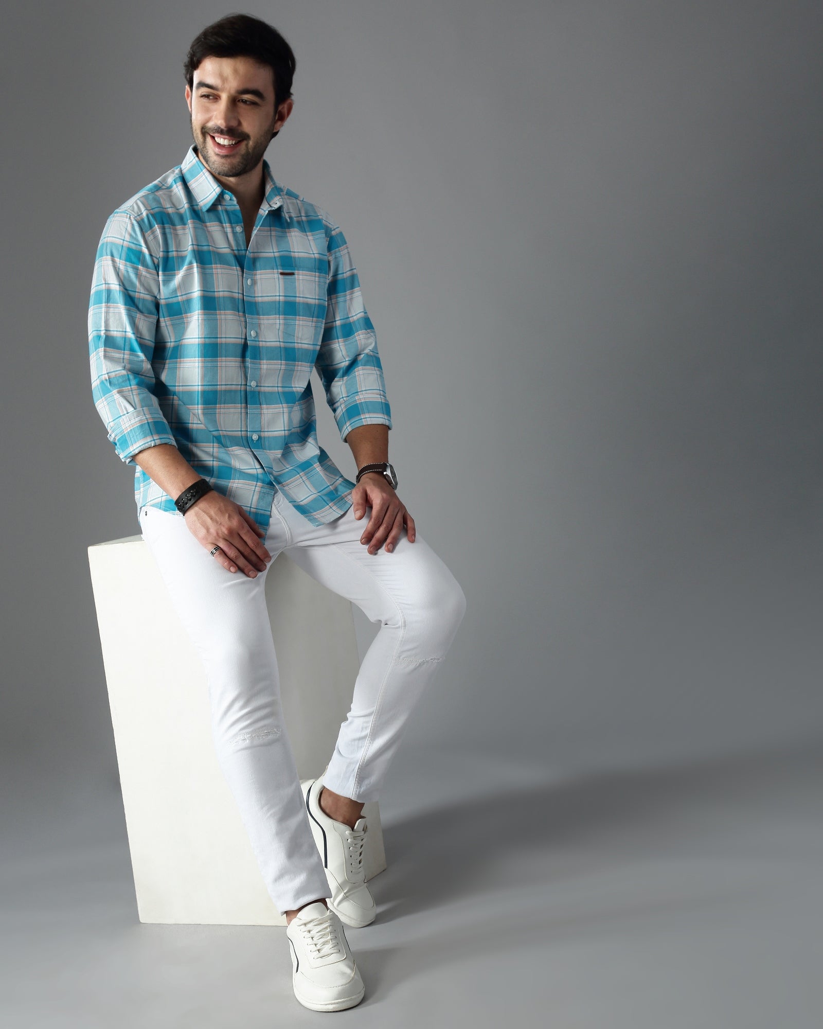 Men's Checks Shirt