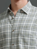 Men Smart Slim Fit Checked Casual Shirt