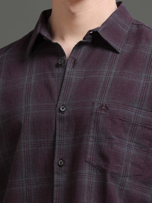 Men Smart Slim Fit Checked Casual Shirt