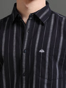 Men Smart Slim Fit Striped Casual Shirt