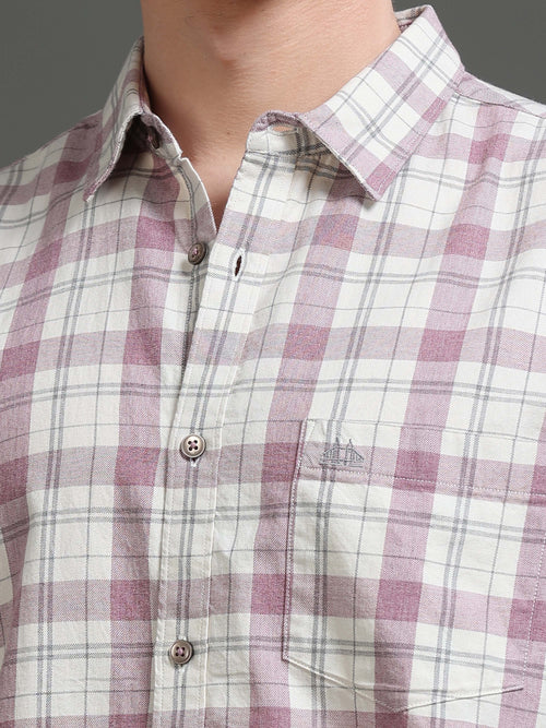 Men Smart Slim Fit Checked Casual Shirt