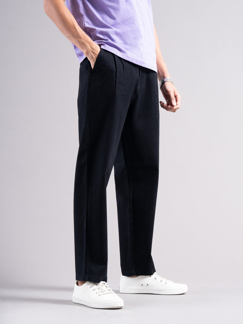 Men Low-Rise Relaxed Fit Pleated Chinos