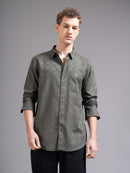 Men Checked Slim Fit Shirt with Patch Pocket