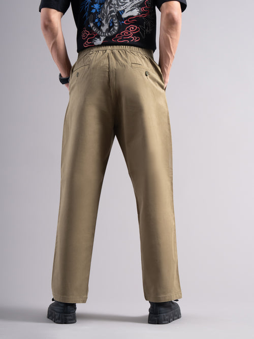 Men Low-Rise Relaxed Fit Pleated Chinos