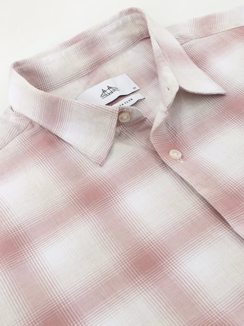 Men Smart Slim Fit Checked Casual Shirt