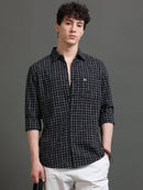 Men Smart Slim Fit Checked Casual Shirt
