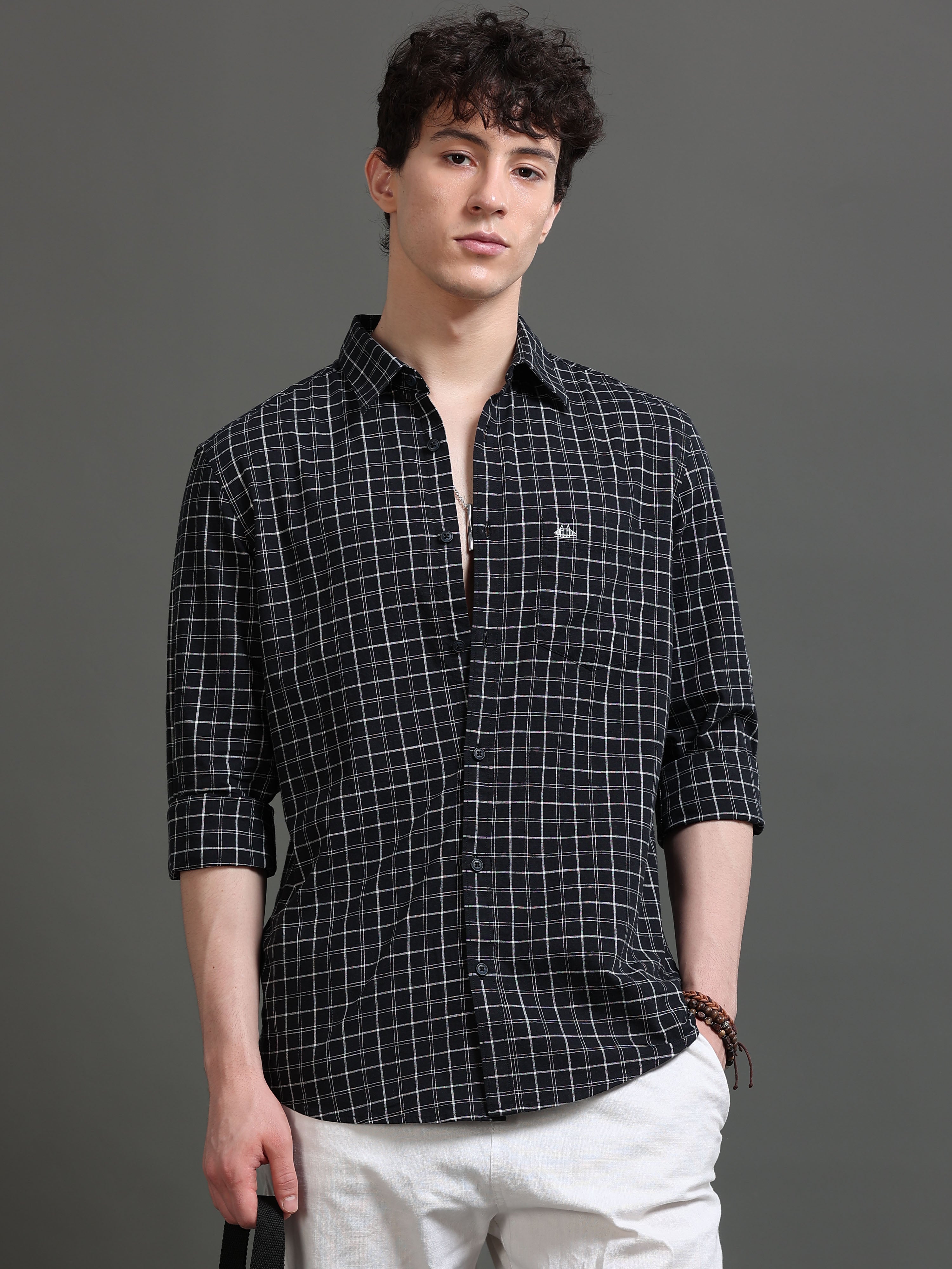 Men Smart Slim Fit Checked Casual Shirt