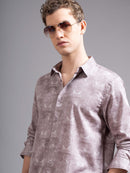 Men Geometric Print Slim Fit Shirt with Patch Pocket