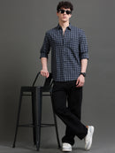 Men Smart Slim Fit Checked Casual Shirt