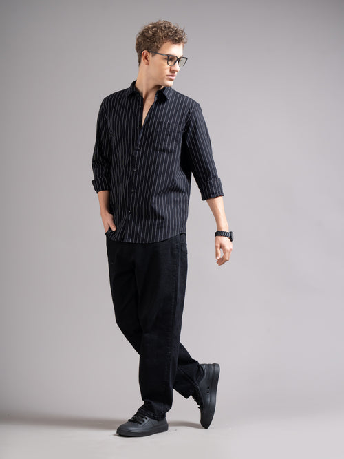 Smart Slim Fit Vertical Striped Spread Collar Cotton Casual Shirt