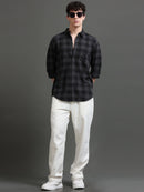 Men Smart Slim Fit Checked Casual Shirt