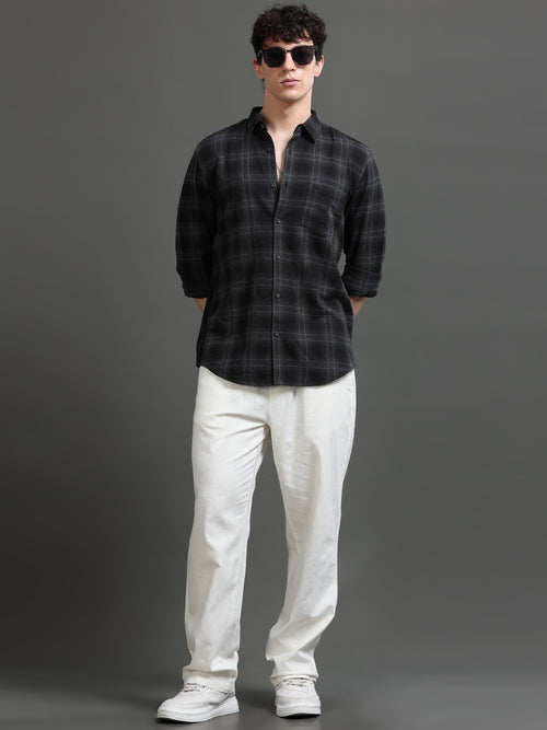 Men Smart Slim Fit Checked Casual Shirt