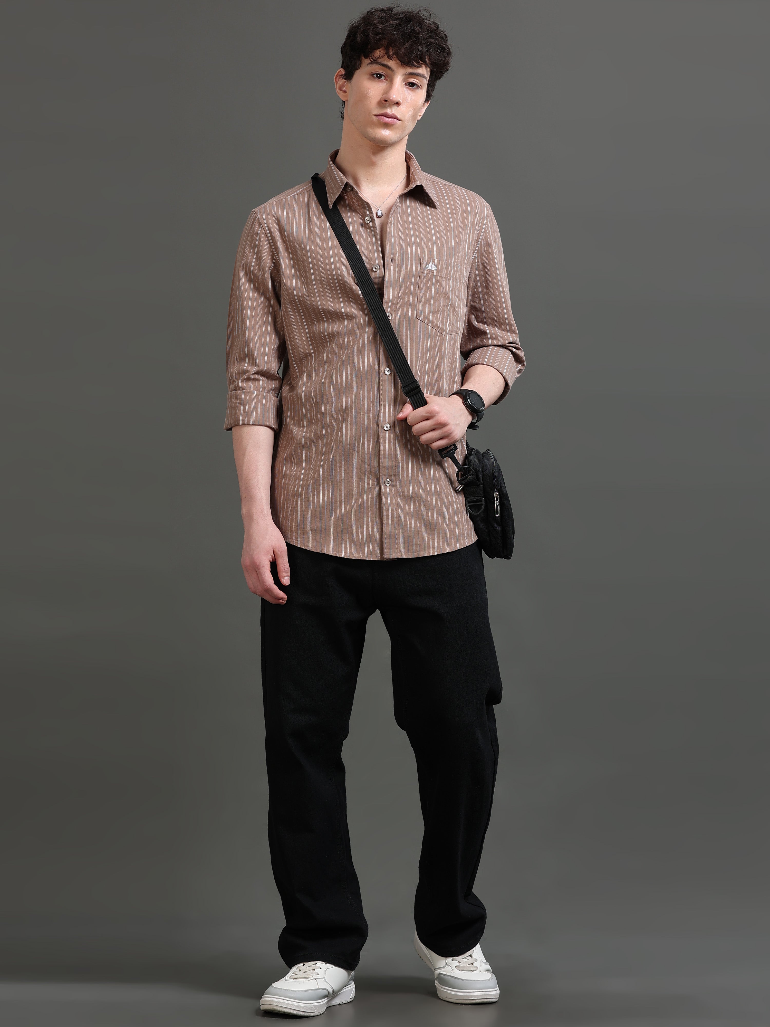 Men Smart Slim Fit Striped Casual Shirt