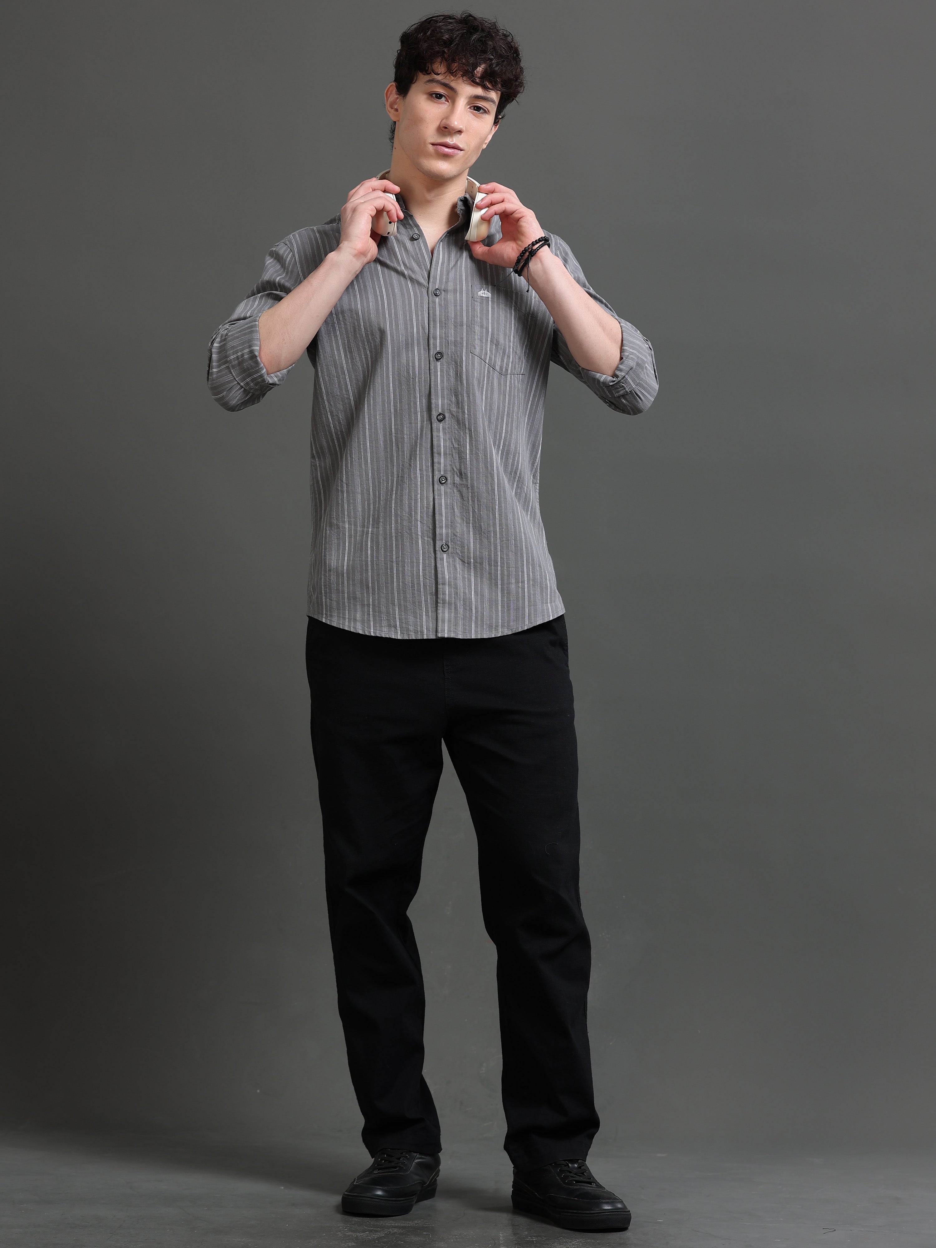 Men Smart Slim Fit Striped Casual Shirt