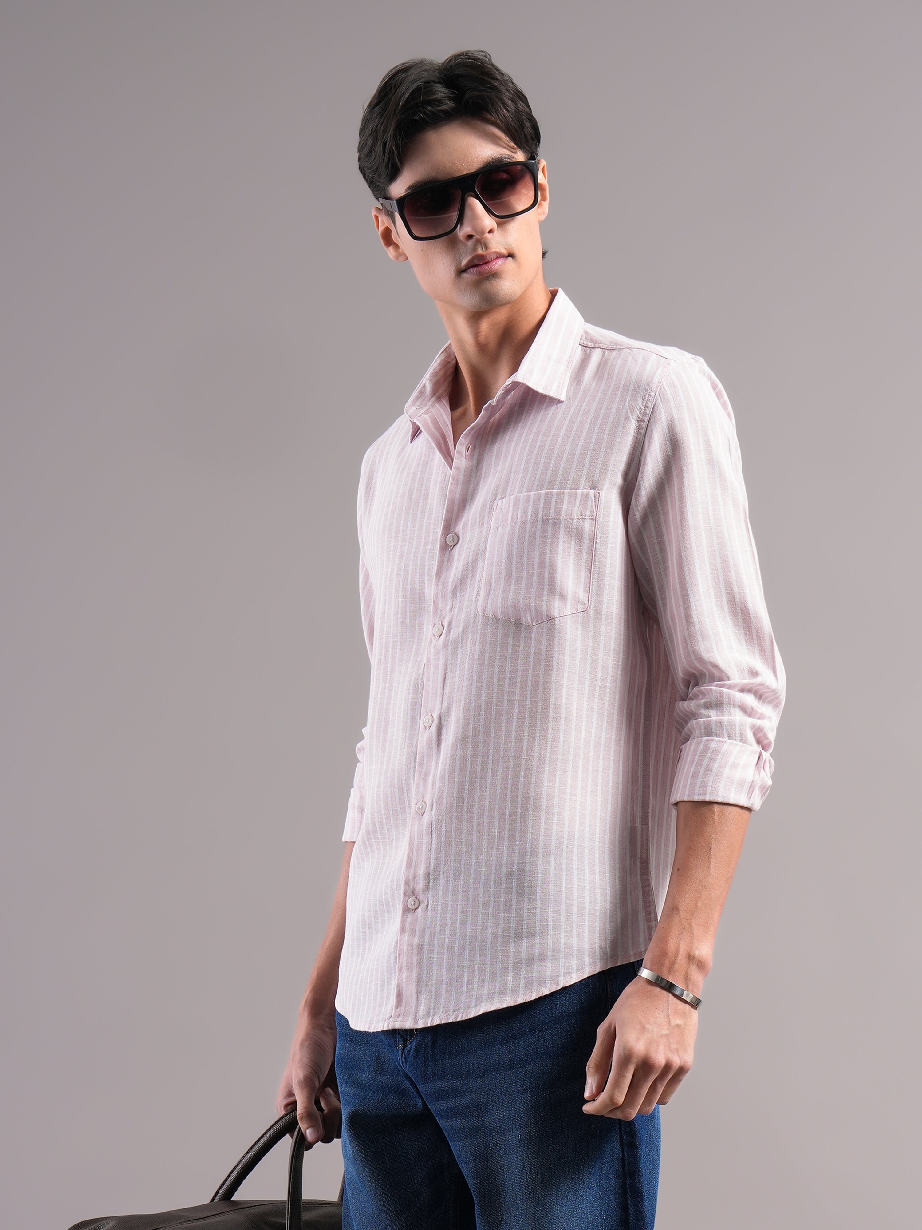 Men Smart Slim Fit Striped Casual Shirt