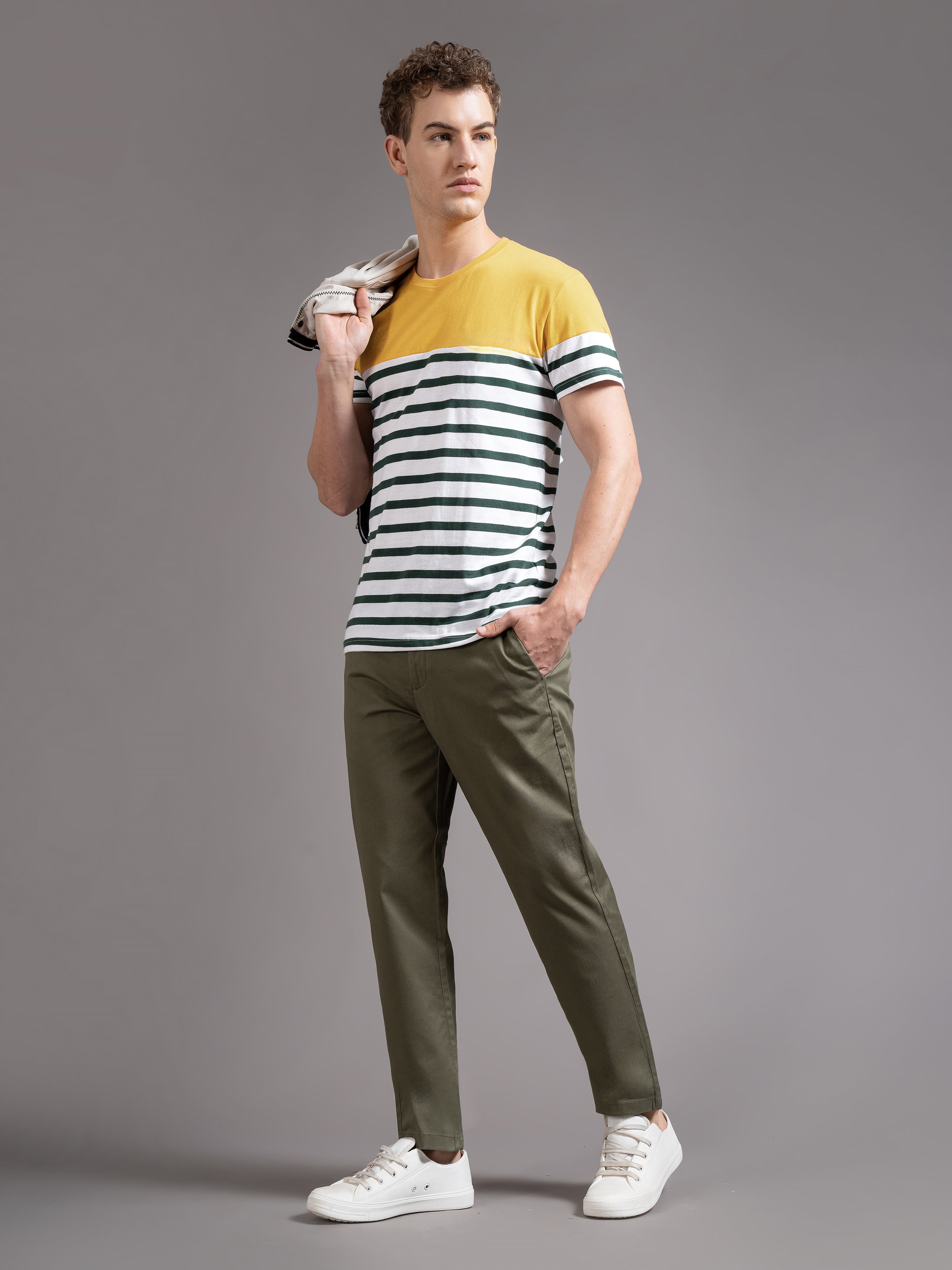 Men Smart Slim Fit Mid-Rise Chinos Trousers
