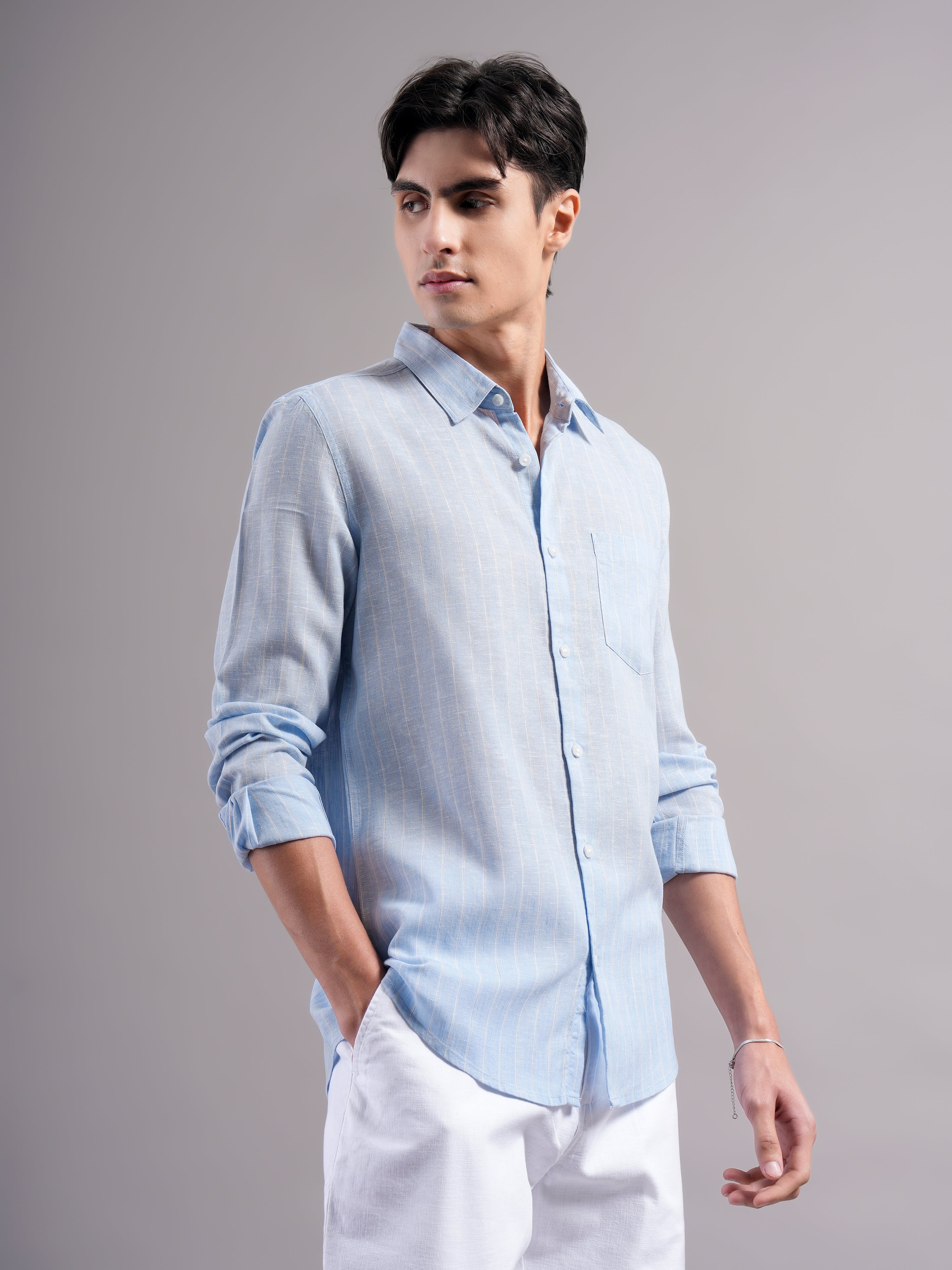 Men Smart Slim Fit Striped Casual Shirt