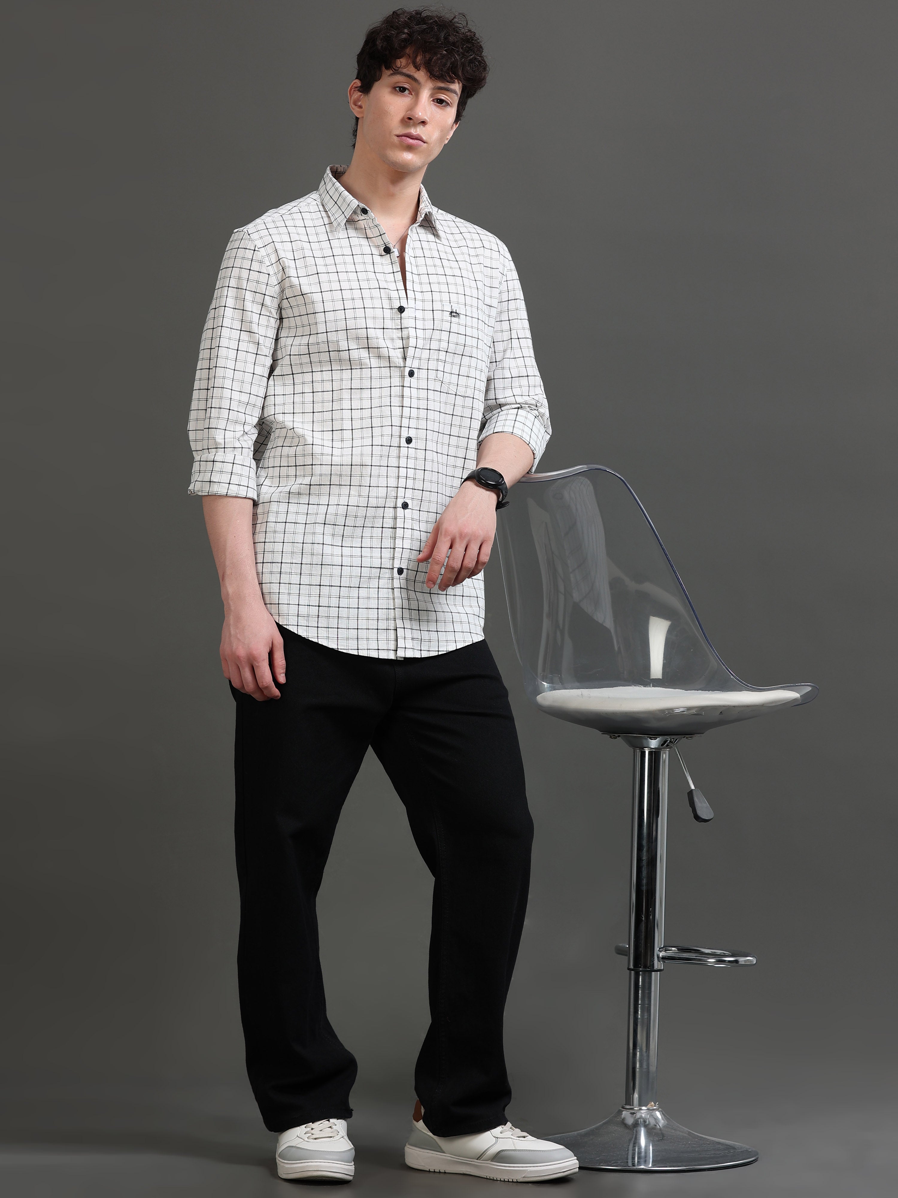 Men Smart Slim Fit Windowpane Checks Checked Casual Shirt
