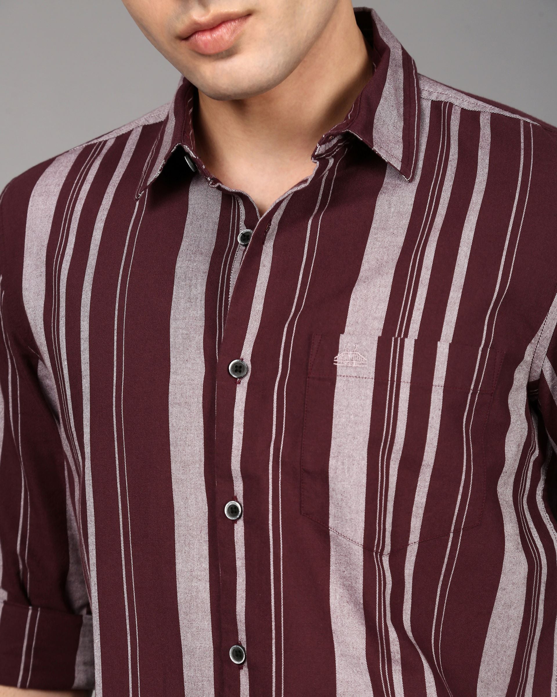 Men Comfort Slim Fit Vertical Striped Spread Collar Cotton Casual Shirt