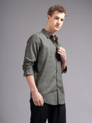 Men Checked Slim Fit Shirt with Patch Pocket