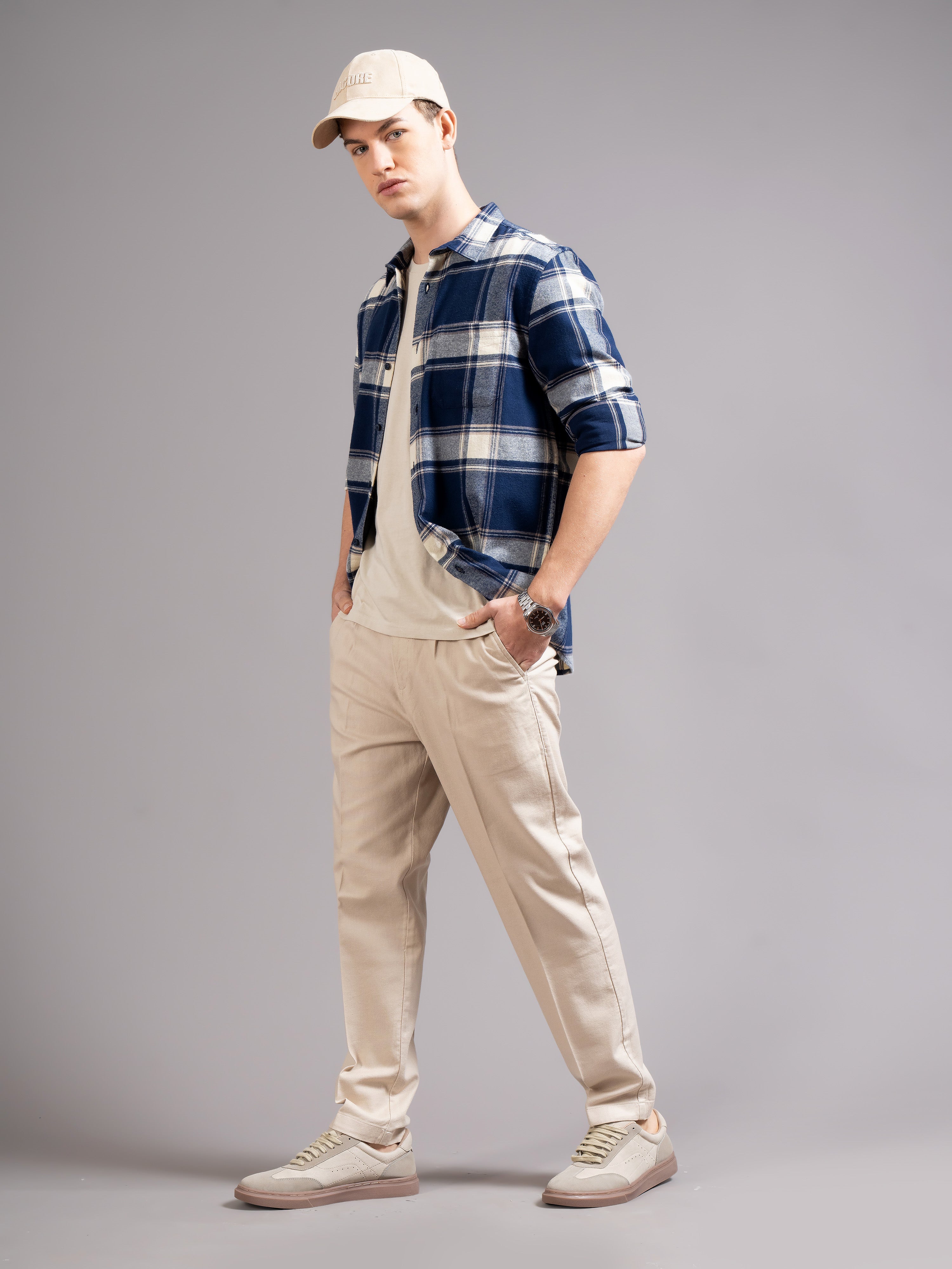 Men Smart Slim Fit Checked Casual Shirt