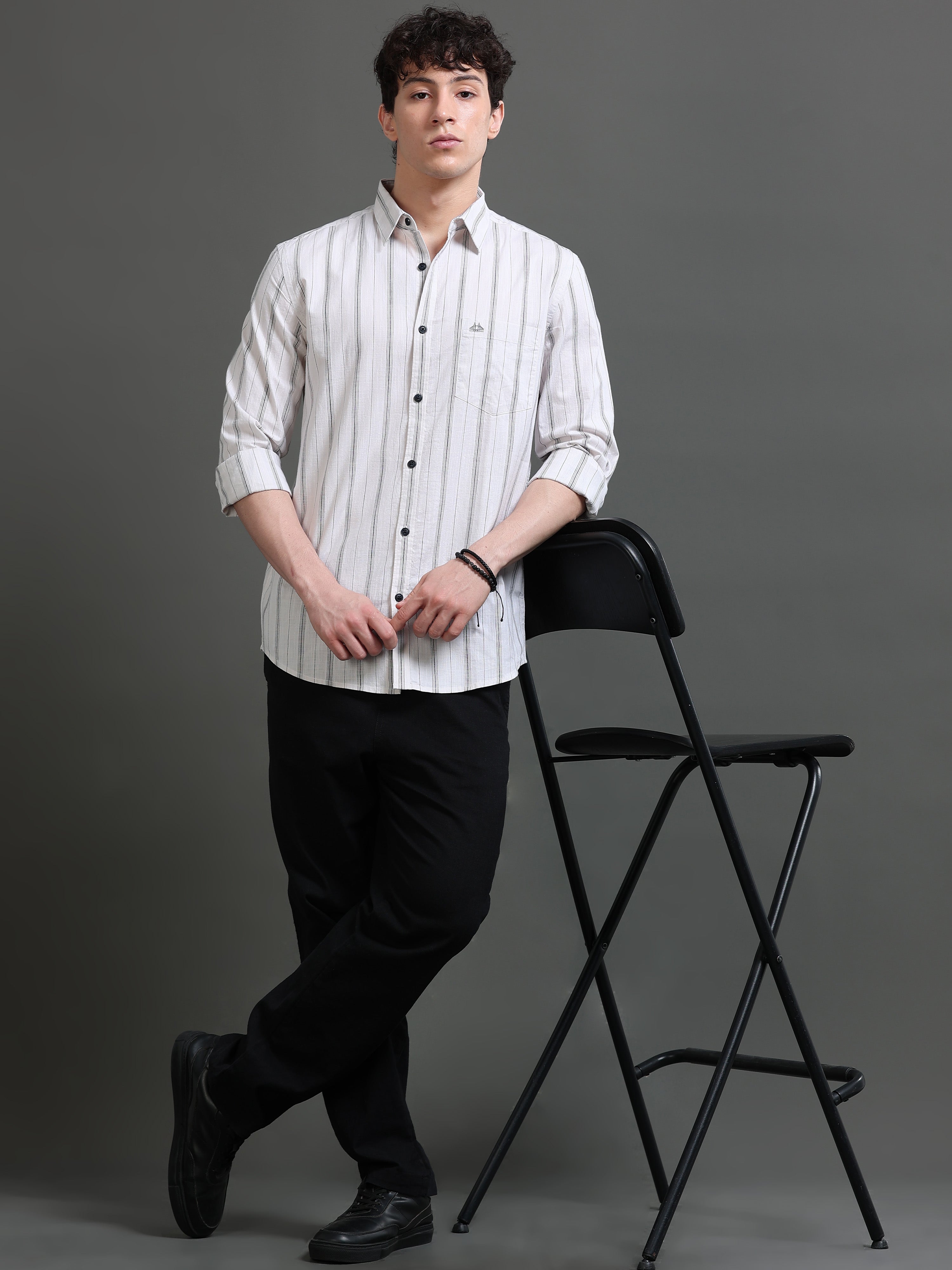 Men Smart Slim Fit Striped Casual Shirt