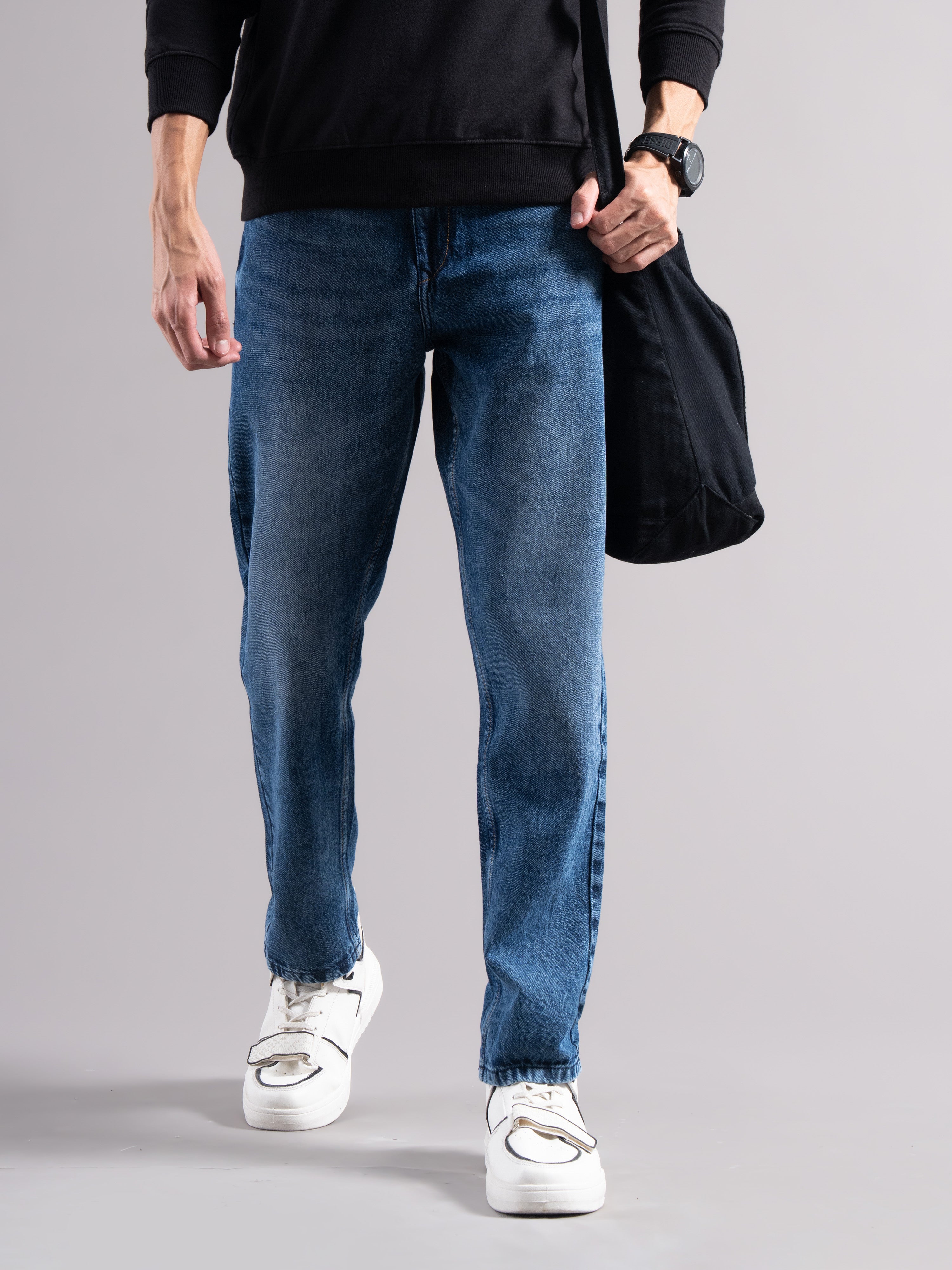 Men Smart Slim Fit Mid-Rise Light Fade Jeans