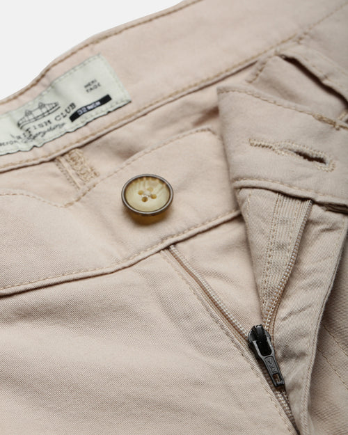 Men Comfort Straight Fit Low-Rise Cargos Trouser