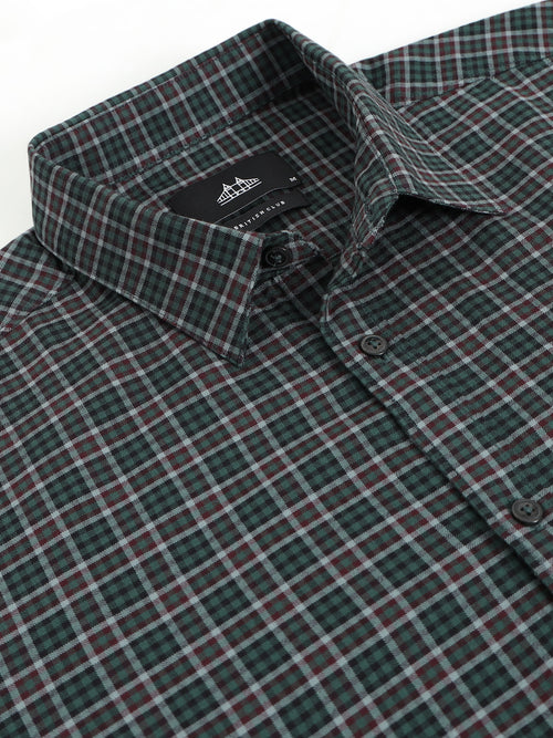 Men Smart Slim Fit Checked Casual Shirt