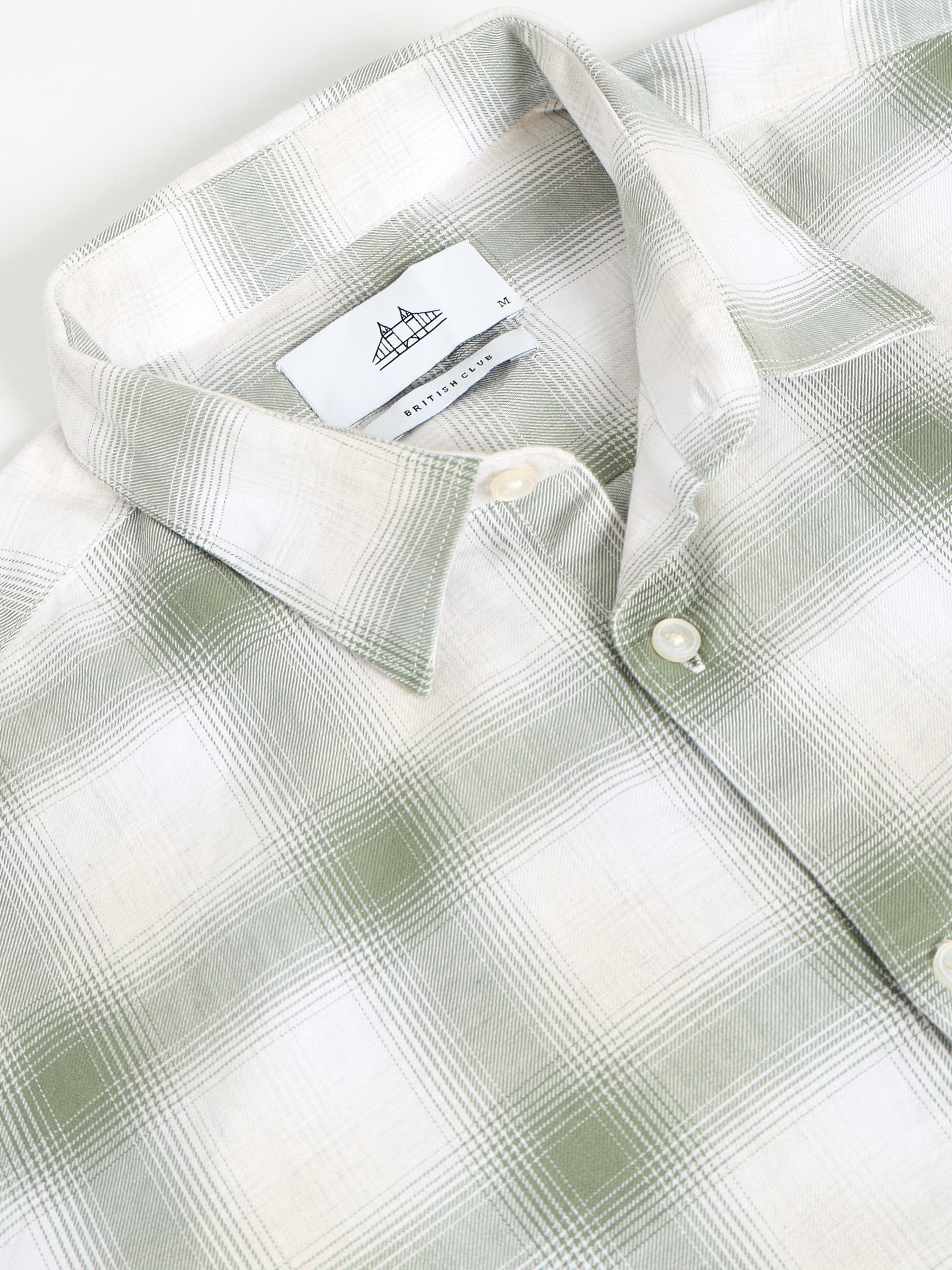 Men Smart Slim Fit Checked Casual Shirt