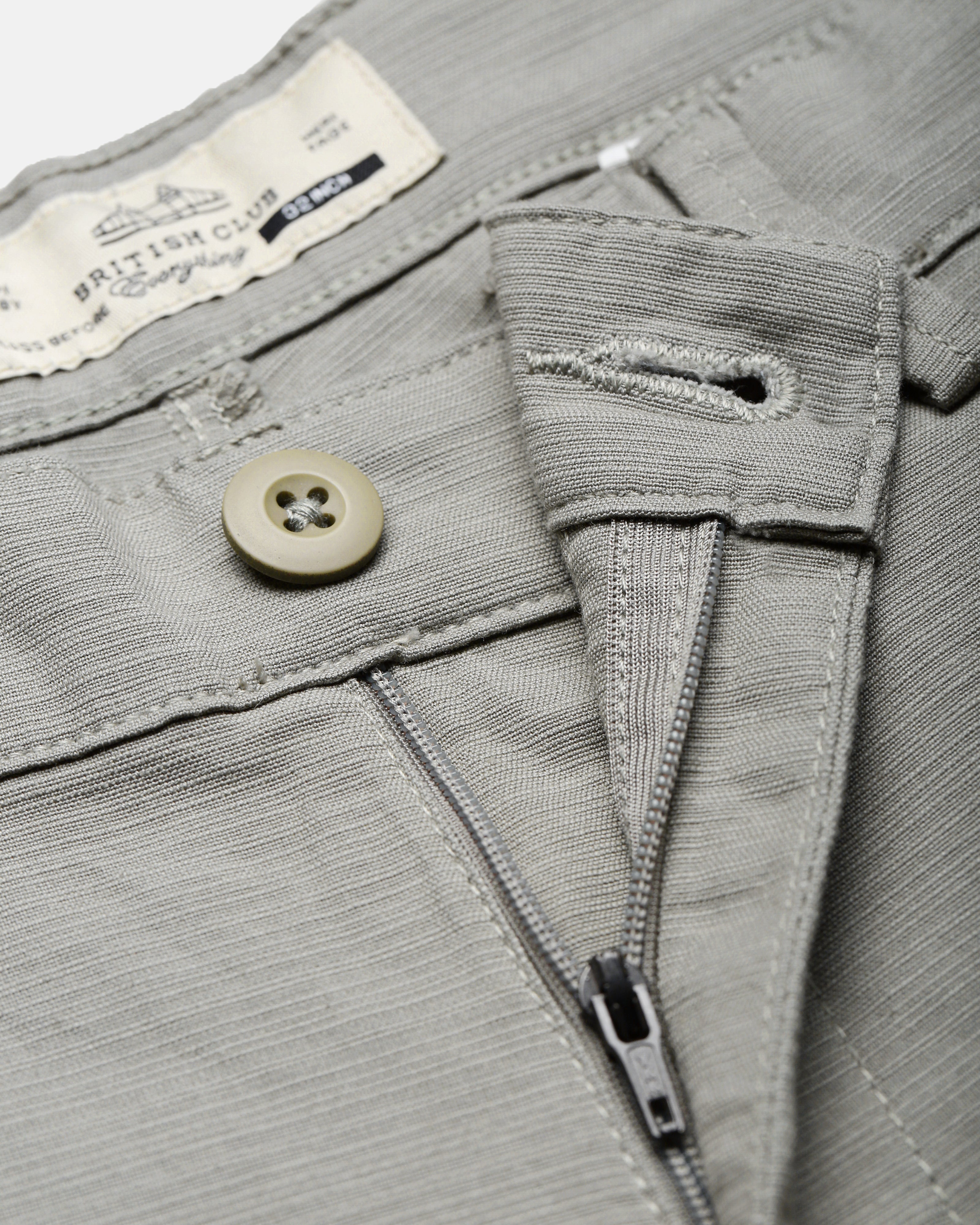 Men Comfort Slim Fit Low-Rise Chinos