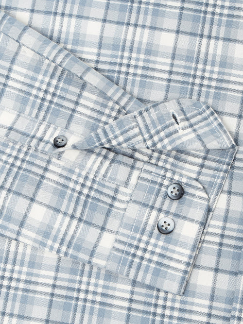 Men Smart Slim Fit Checked Casual Shirt