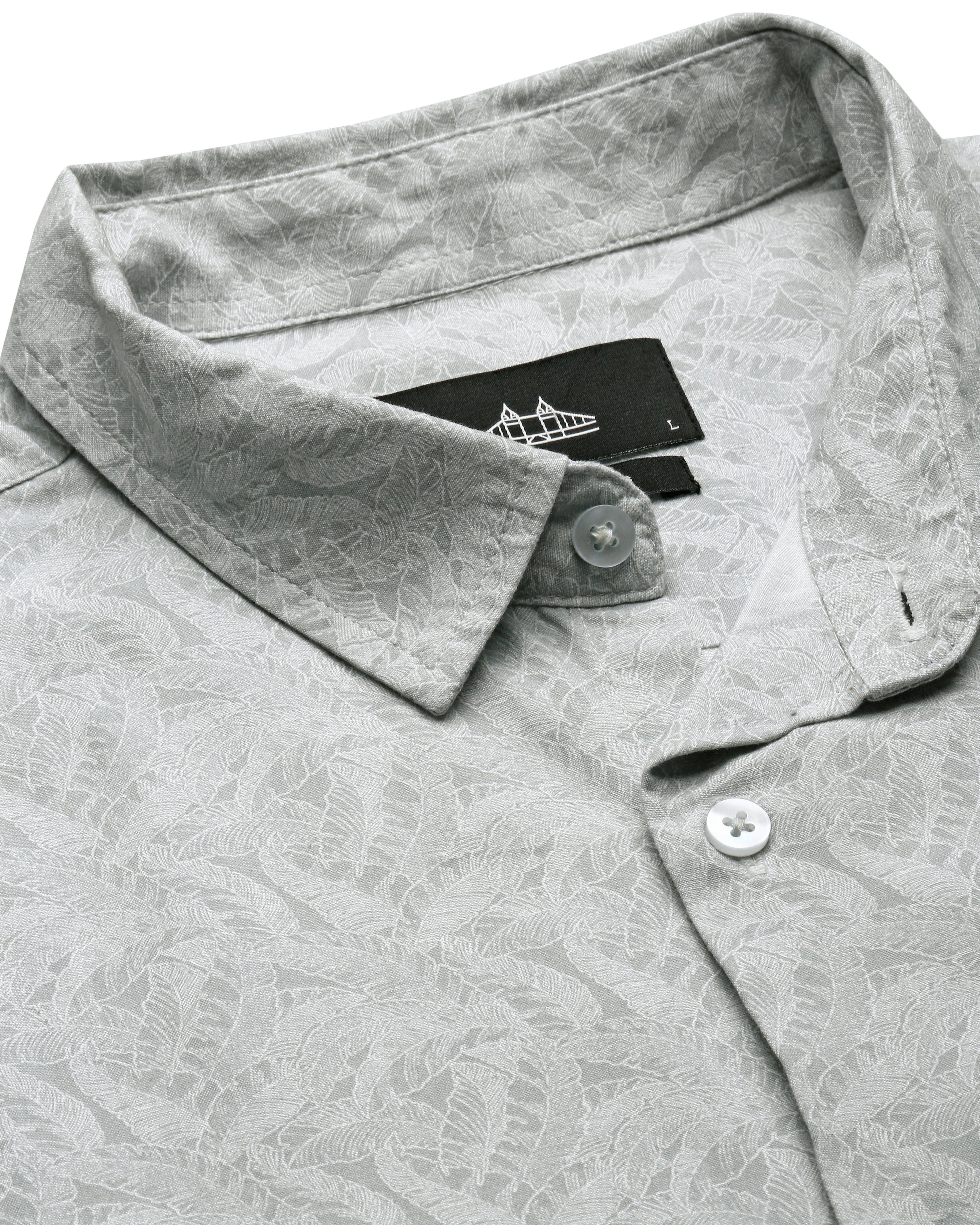 Men Smart Slim Fit Tropical Printed Cotton Casual Shirt