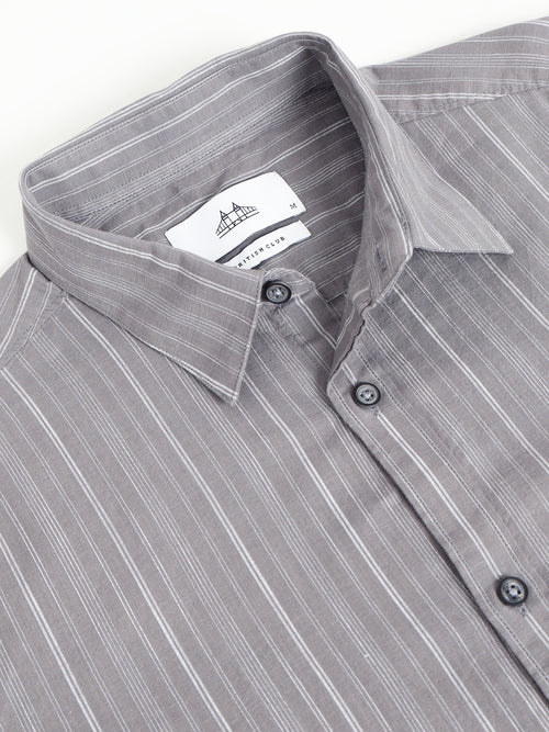 Men Smart Slim Fit Striped Casual Shirt