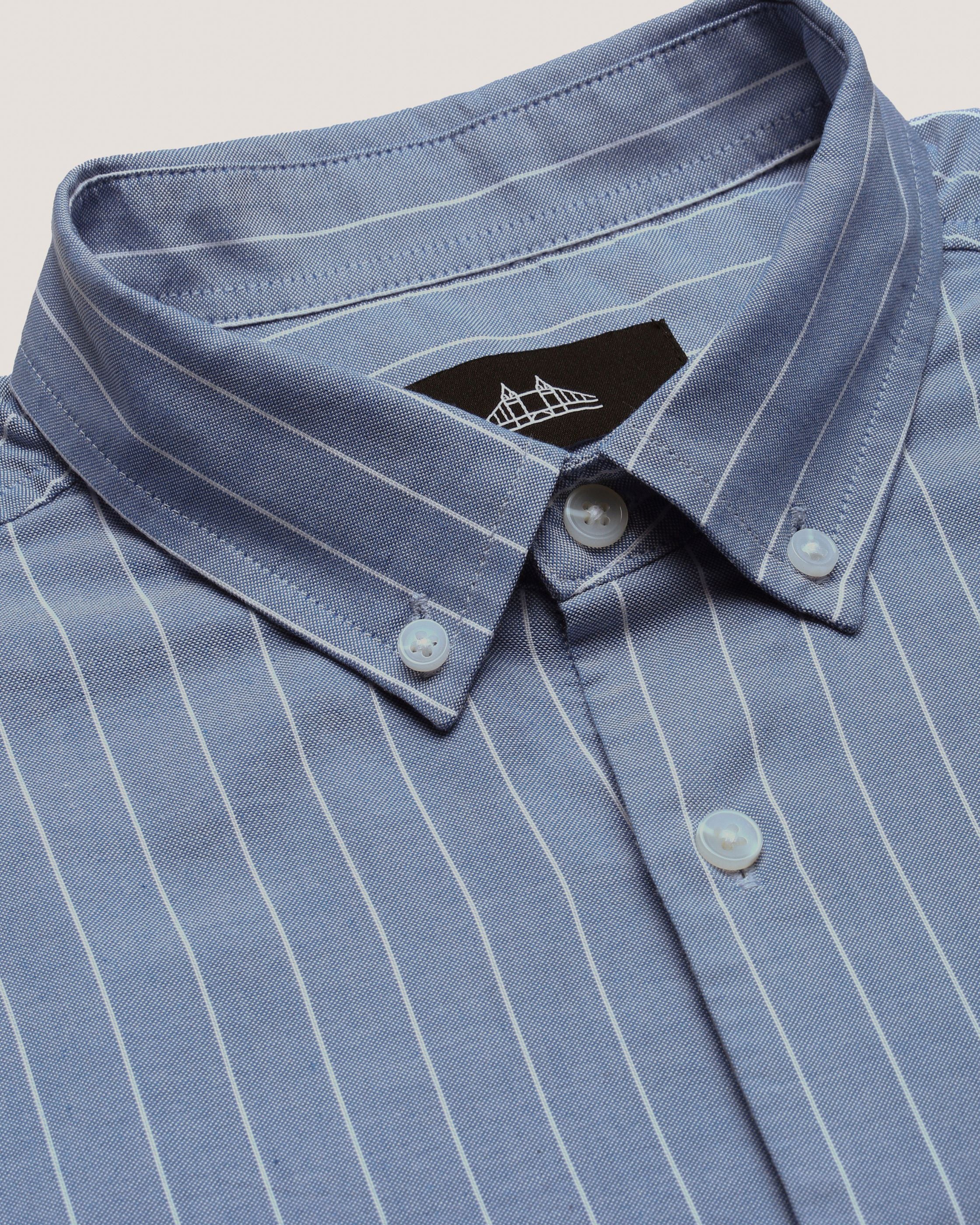 Men Smart Fit Vertical Striped Button-Down Collar Cotton Casual Shirt