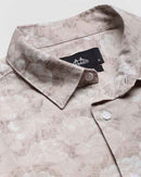 Men Floral Print Slim Fit Shirt with Patch Pocket